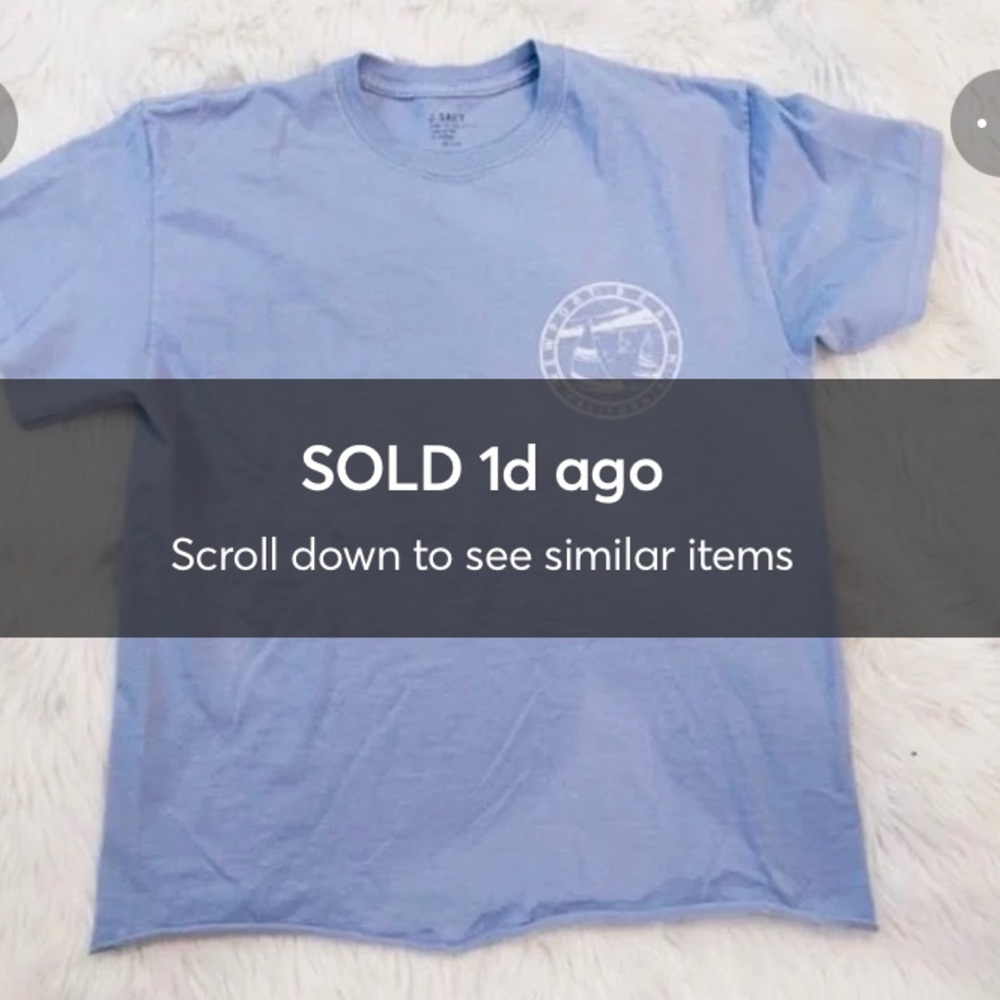 BRANDY MELVILLE TEE - Picture 1 of 3